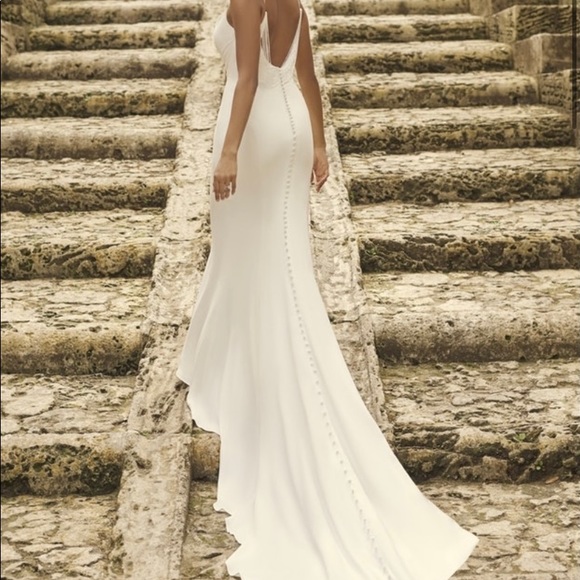 GORGEOUS VINTAGE STYLE Never worn wedding dress - Picture 3 of 10